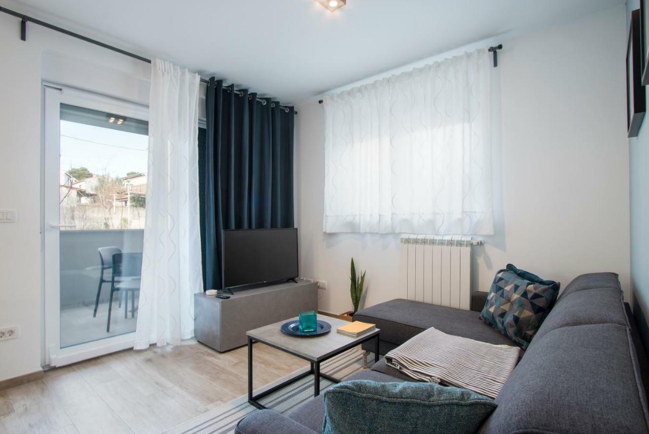 PUY Inspire Apartments מראה חיצוני תמונה